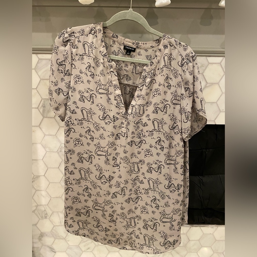 Torrid mermaid tattoo Harper shirt 1x
